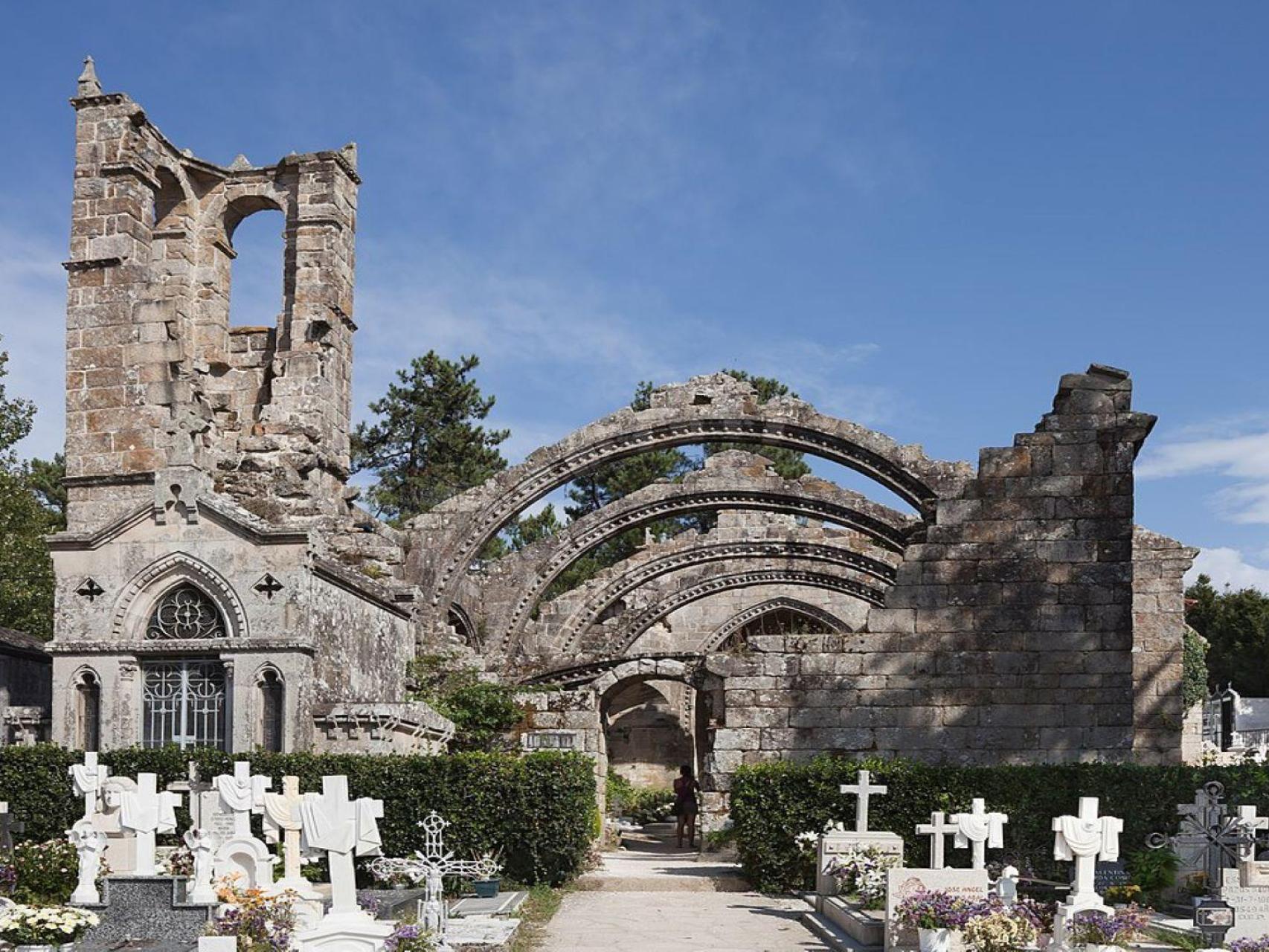 Ruinas de Santa Mariña de Dozo en Cambados