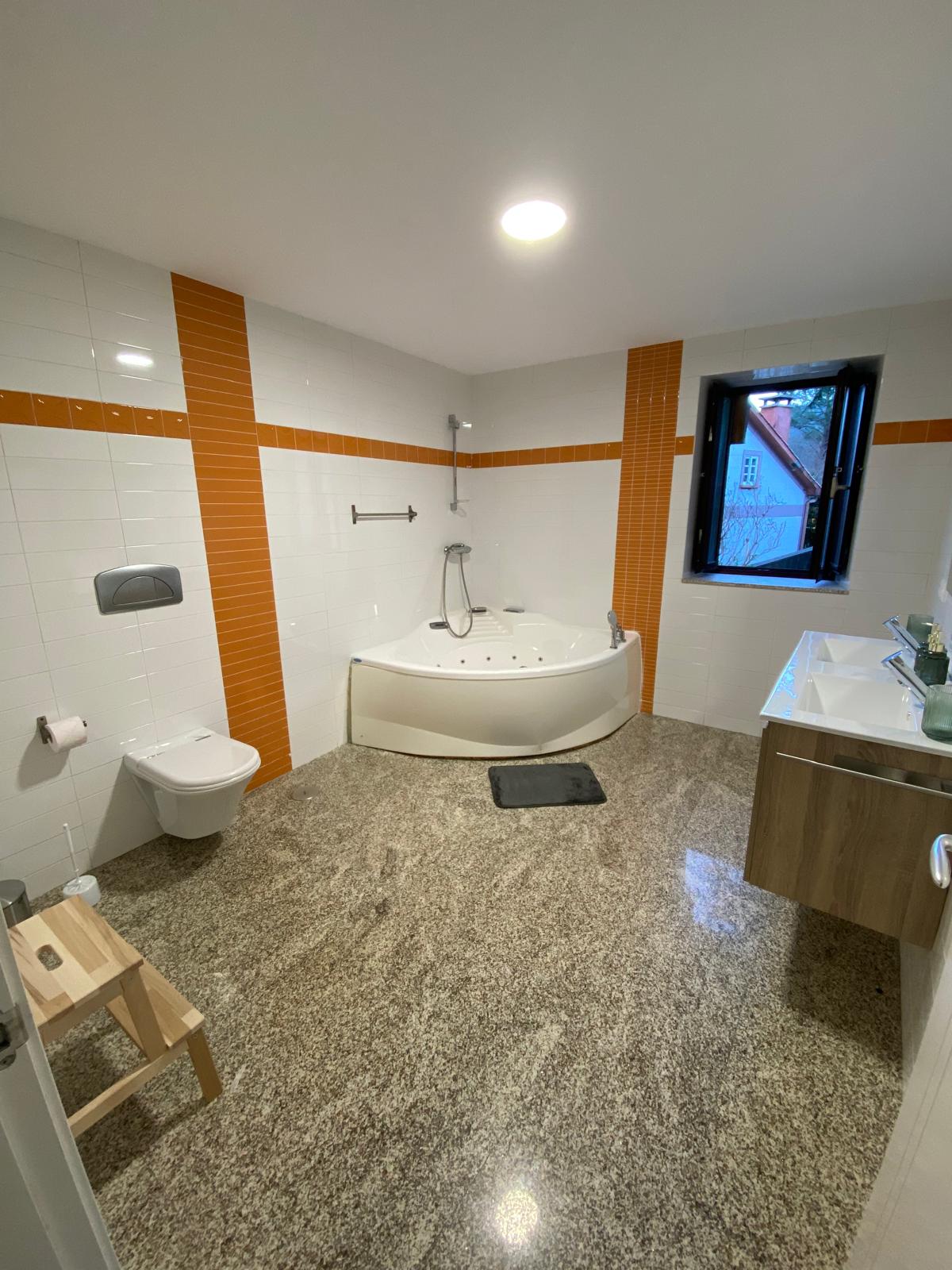Baño con jacuzzi Casa vacacional Rías Baixas